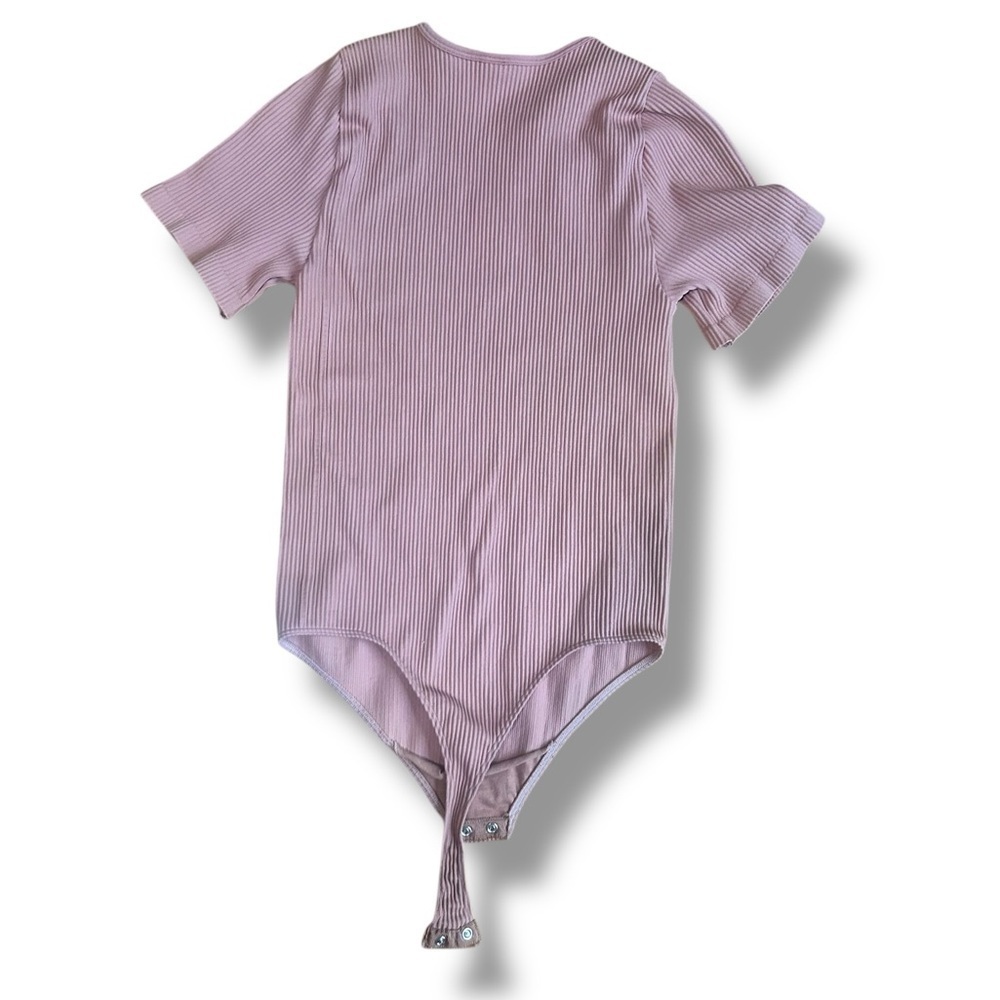 Aritzia the group by babaton seamless tee bodysuit Poetic Pink size Large ribbed - Picture 8 of 8